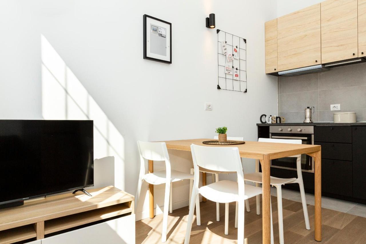 Joivy Contemporary Apartments In Historical Giambellino-Lorenteggio ميلان المظهر الخارجي الصورة